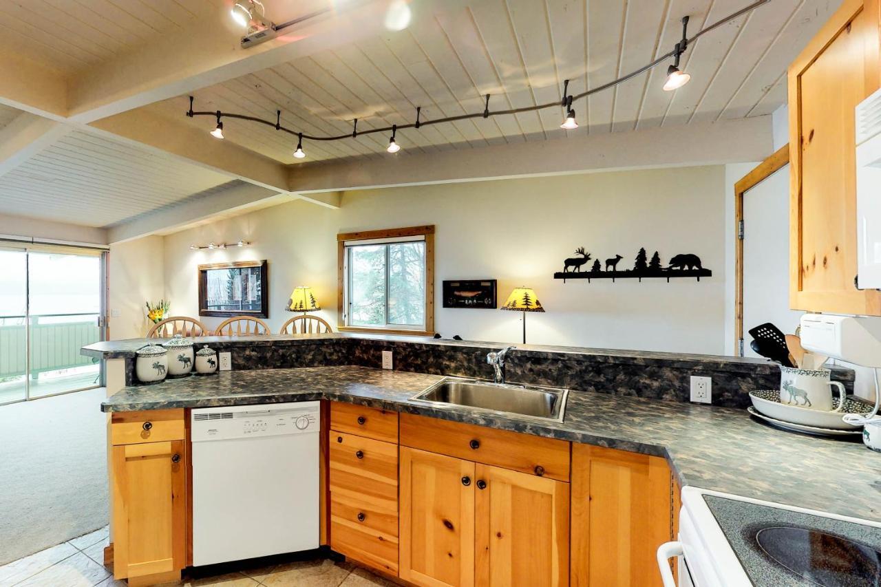 Many Springs Lakefront Condos ビッグフォーク エクステリア 写真